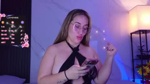 Sussy Bloom  online show from 07-23-26, 02:42