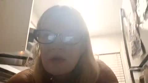 Snapshot of hotpepperrose chatting on 06-27-26, 04:28 hotpepperose online show from 06-27-26, 04:28
