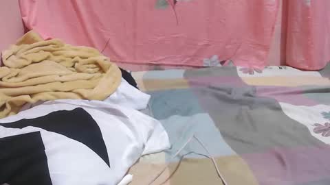 Snapshot of hotpink4u04 chatting on 12-04-24, 10:13 hotpink4u04 online show from 12-04-24, 10:13