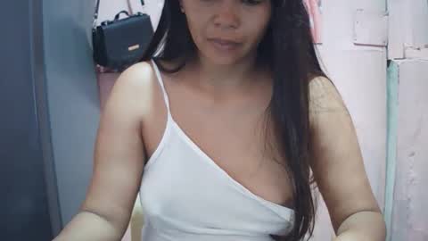 hotpink4u04 online show from 01-16-26, 10:36