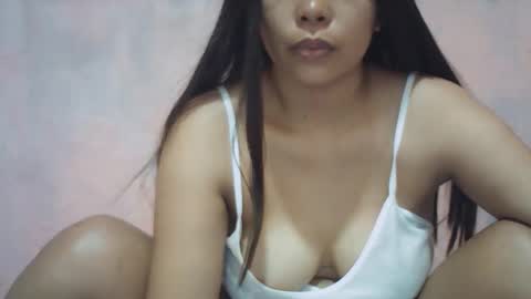hotpink4u04 online show from 04-24-26, 10:56