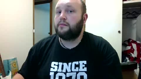 hotrodder323 online show from 01-04-25, 05:16