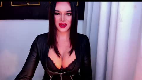 Snapshot of hotstellacumxxx chatting on 06-20-26, 10:34 STELLA online show from 06-20-26, 10:34