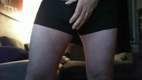 Mark online show from 10-18-25, 12:35