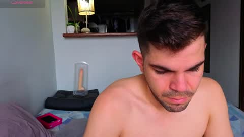 Snapshot of hotstud_999 chatting on 07-04-26, 12:00 Andres online show from 07-04-26, 12:00