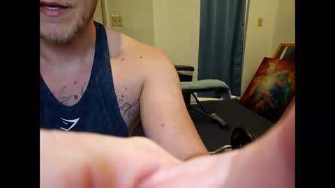 Snapshot of hotsummers95 chatting on 01-13-26, 04:40 hotsummers95 online show from 01-13-26, 04:40