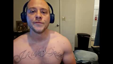 Snapshot of hotsummers95 chatting on 01-15-26, 04:28 hotsummers95 online show from 01-15-26, 04:28