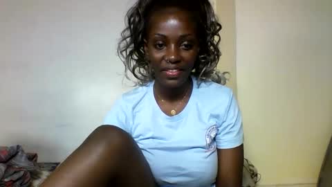 Snapshot of hott_amalia chatting on 09-09-25, 04:39 Amalia online show from 09-09-25, 04:39