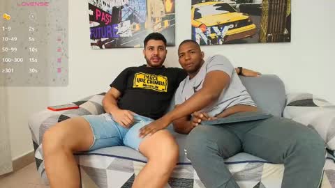 Snapshot of hott_asses chatting on 12-28-24, 01:28 hott_asses online show from 12-28-24, 01:28