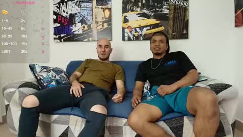 Snapshot of hott_asses chatting on 01-04-25, 01:31 hott_asses online show from 01-04-25, 01:31