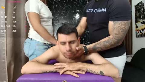 Snapshot of hott_asses chatting on 02-08-25, 01:11 hott_asses online show from 02-08-25, 01:11