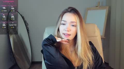 Snapshot of hottease_pvt chatting on 01-17-25, 08:24 hello Im Eva online show from 01-17-25, 08:24