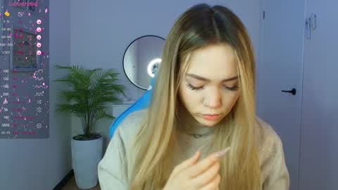 Snapshot of hottease_pvt chatting on 01-30-25, 02:06 hello Im Eva online show from 01-30-25, 02:06