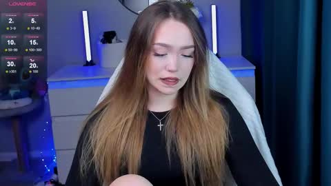 Snapshot of hottease_pvt chatting on 10-18-25, 01:34 hello Im Eva online show from 10-18-25, 01:34