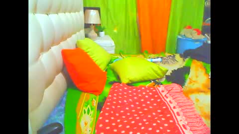 Snapshot of hottesa2019 chatting on 03-05-25, 07:17 THEONE online show from 03-05-25, 07:17