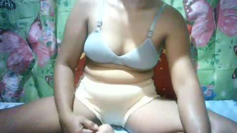 Snapshot of hottest_jenny37 chatting on 07-26-26, 03:52 jenny online show from 07-26-26, 03:52