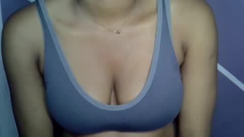 Snapshot of hottie_baddie14 chatting on 09-18-25, 06:04 hottie baddie14 online show from 09-18-25, 06:04