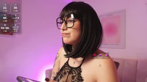 Snapshot of hottie_cami chatting on 07-11-26, 08:44 Camila online show from 07-11-26, 08:44