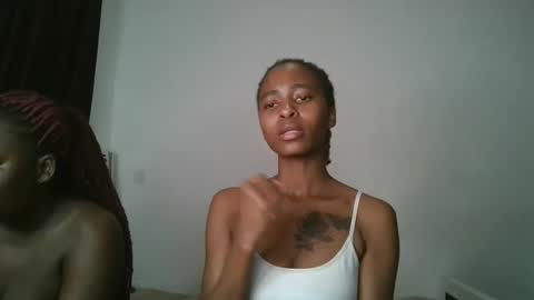 hottie_mistie online show from 06-06-26, 07:07