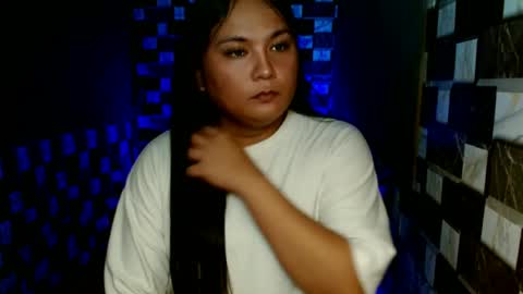 hottie_uzeah21 online show from 06-29-26, 07:36