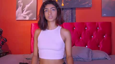 Veronica independent model online show from 04-16-26, 09:39