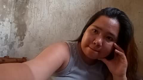 hottiecum27 online show from 06-30-26, 12:00