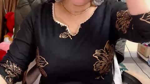 Alisha online show from 01-12-26, 07:24