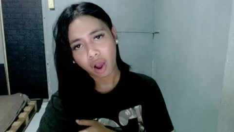 Snapshot of hottiescummerx chatting on 07-05-26, 03:23 N I C A online show from 07-05-26, 03:23