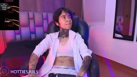 Juls online show from 06-27-26, 07:19