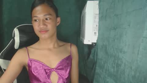 Snapshot of hottiest_luna chatting on 05-11-26, 03:45 hottiest_luna online show from 05-11-26, 03:45