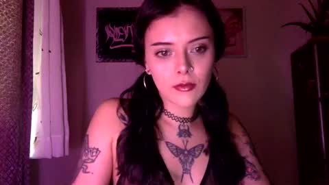 Snapshot of hottietat4u chatting on 02-05-25, 04:47 Tat  online show from 02-05-25, 04:47