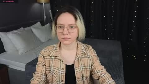 Kori online show from 04-12-26, 05:34