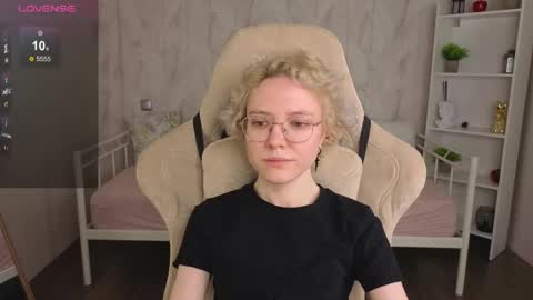 Snapshot of hottokori chatting on 05-25-26, 05:46 Kori online show from 05-25-26, 05:46