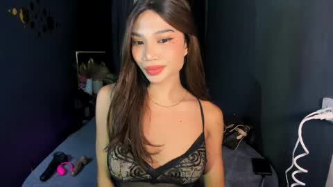 Snapshot of hotty_jane chatting on 05-24-26, 03:28 Hi i am Jane half vietnamese and half pinay and would like to meet good person here XOXO online show from 05-24-26, 03:28