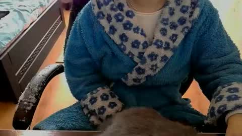 Mary online show from 04-23-26, 10:25