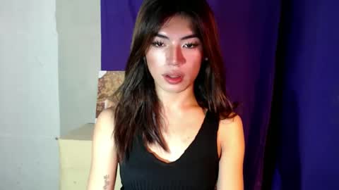 Snapshot of hotty_zeah chatting on 10-05-25, 06:56 zeah online show from 10-05-25, 06:56