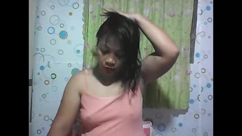 hottyelle1 online show from 04-14-26, 02:39