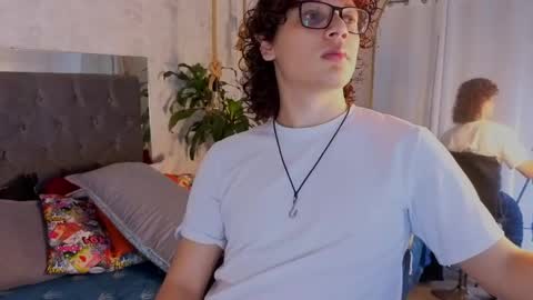Hotu 69 online show from 06-08-26, 03:51