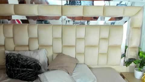   online show from 11-18-25, 12:31