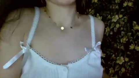 Snapshot of hotwinterxx chatting on 02-20-25, 06:35 Hotwixx online show from 02-20-25, 06:35