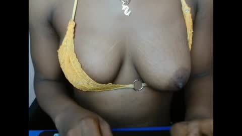 Snapshot of hotxxebony chatting on 03-24-26, 04:45 hotxxebony online show from 03-24-26, 04:45