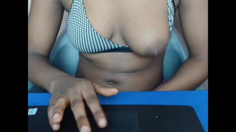 Snapshot of hotxxebony chatting on 05-04-26, 08:27 hotxxebony online show from 05-04-26, 08:27