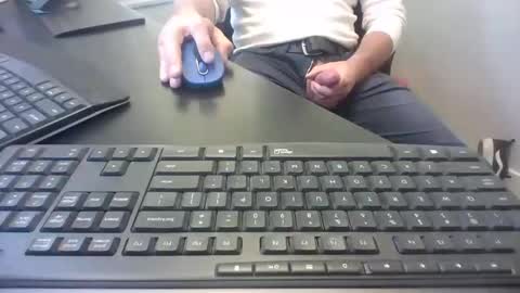 hoverday online show from 10-22-25, 04:51