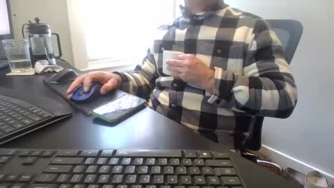 hoverday online show from 05-04-26, 09:00