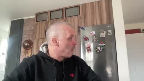 howlingatnothing online show from 12-17-24, 05:36