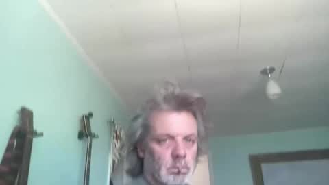 howlingatnothing online show from 12-18-25, 06:25