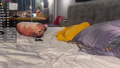 Snapshot of howtoreachorgasm chatting on 01-28-25, 05:14 Elizabeth online show from 01-28-25, 05:14