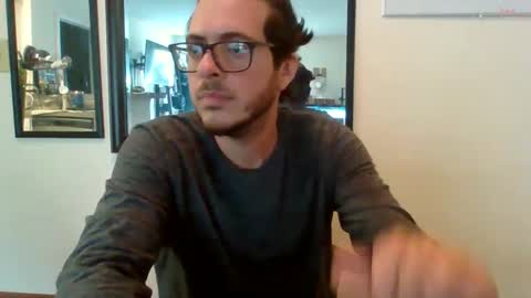 Snapshot of hoyosjay68 chatting on 01-24-25, 04:39 Jay.....jayhoe878 SC online show from 01-24-25, 04:39