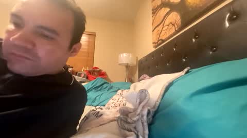 Snapshot of htfsb chatting on 01-14-26, 07:03 htfsb online show from 01-14-26, 07:03