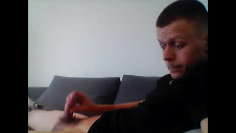 hubikush22 online show from 02-15-26, 09:41